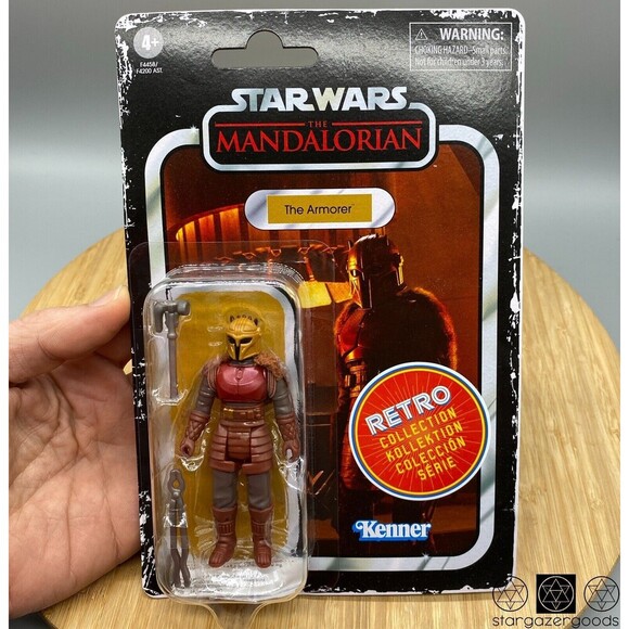 Star Wars Action Figure Mandalorian Armorer Vintage Retro Collection 4" Sealed - Picture 1 of 8